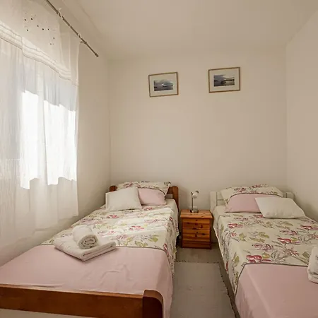 Vito & Maria Eco Friendly Apartmán