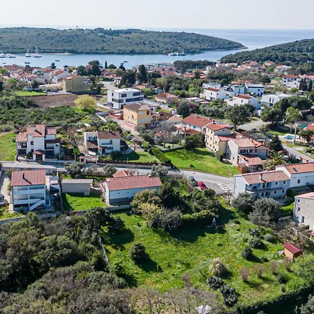 Vito & Maria Eco Friendly Apartment *