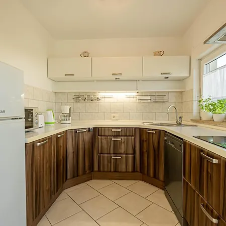 Vito & Maria Eco Friendly Apartment *