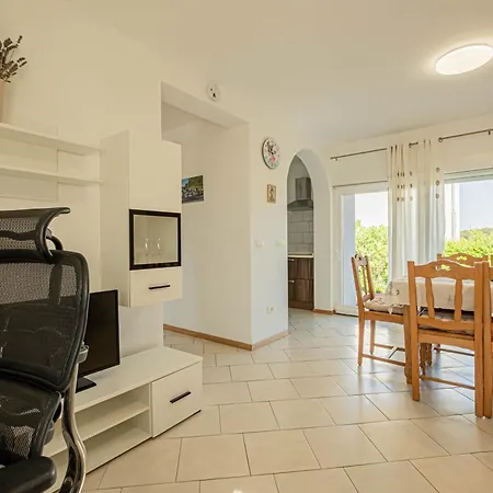Apartment Vito & Maria Eco Friendly Banjole